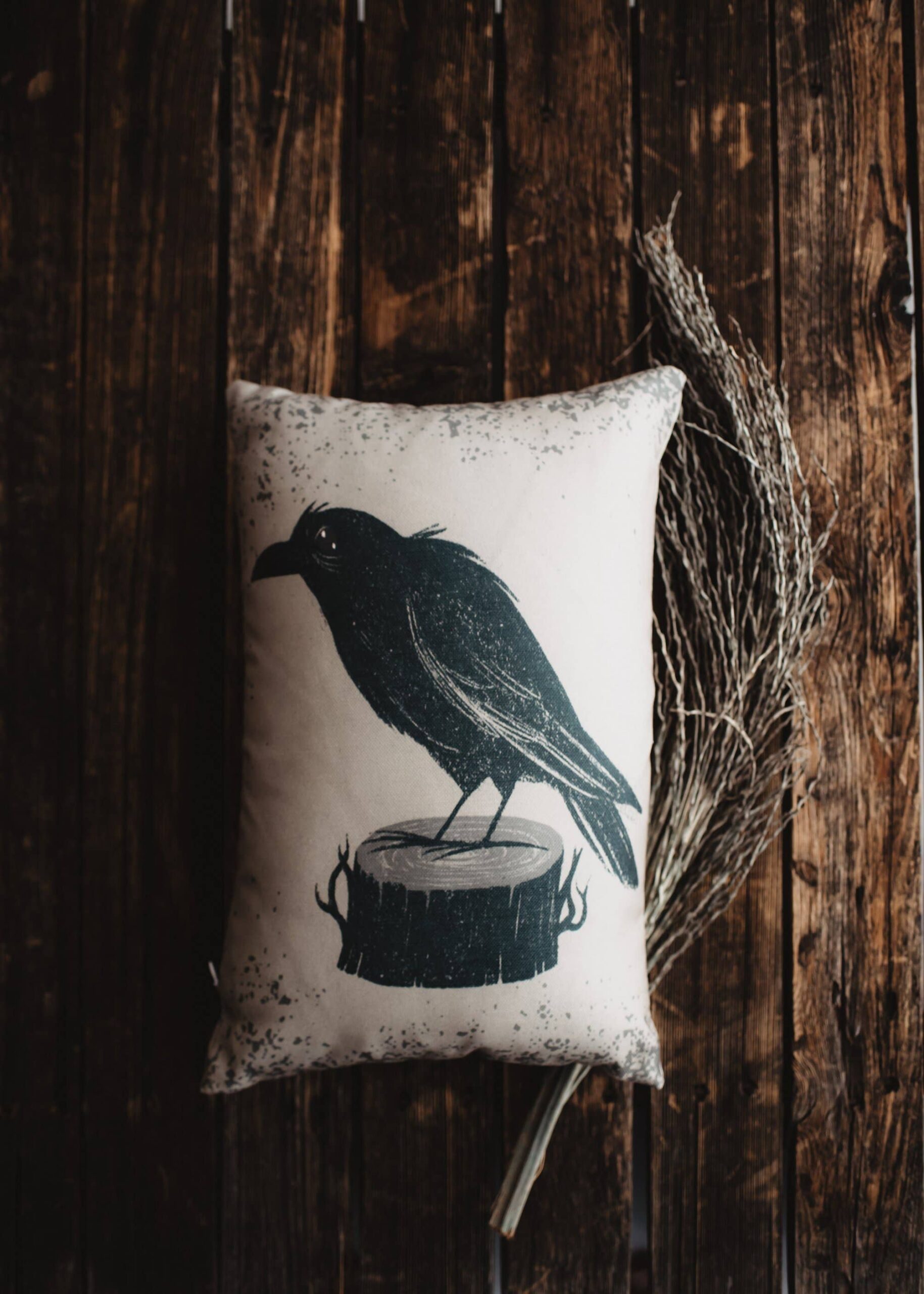 UniikPillows - Primitive Black Crow Lumbar Pillow Cover | 18x12 Halloween Décor | Fall Decor | Room Decor | Decorative Pillow | Gift for her | Sofa Pillows