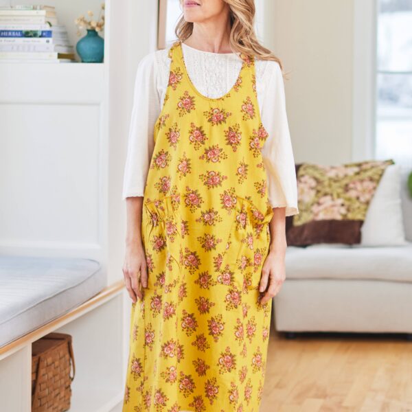 Antique Farmhouse Apron: Gold