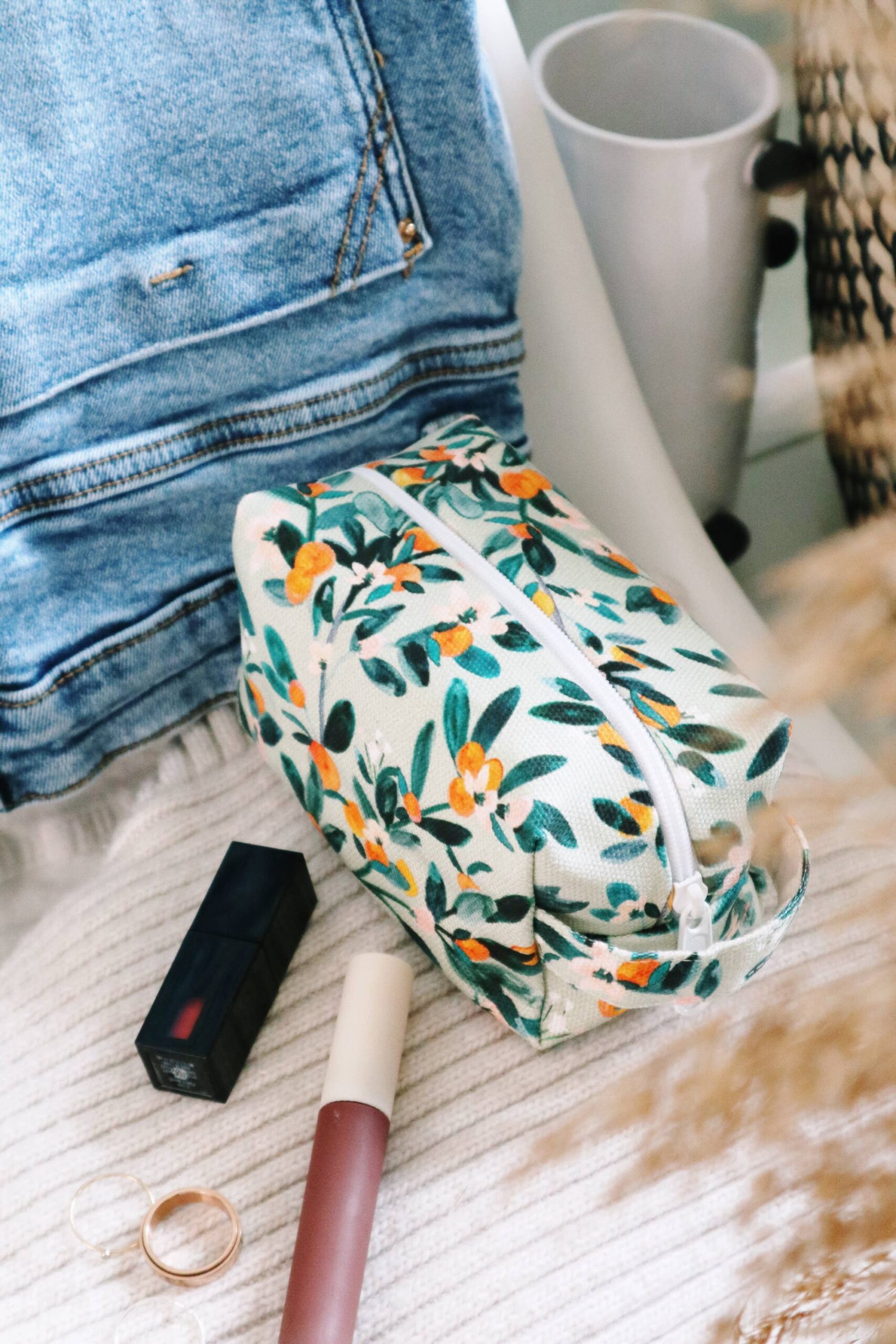 Freon Collective - Mini Makeup Bag - Sage Citrus