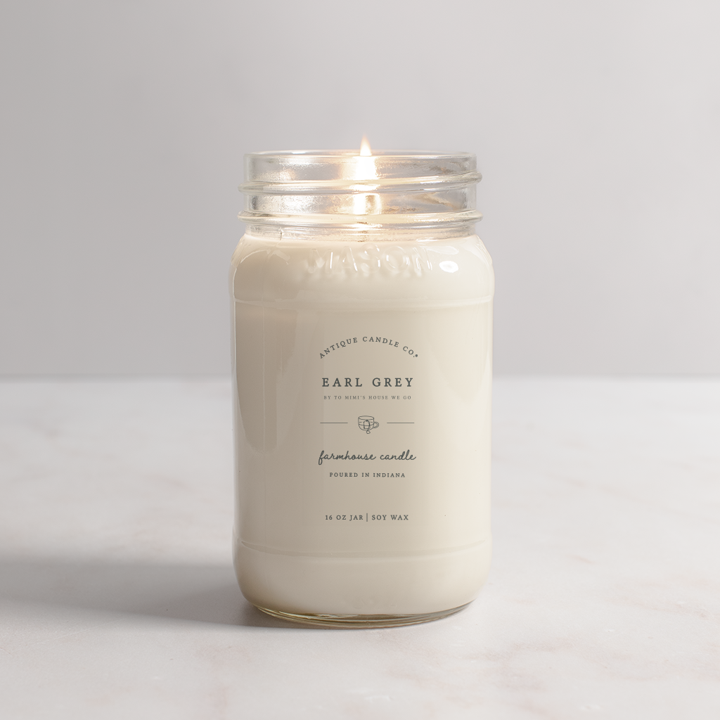 Antique Candle Co.® Pumpkin Spice 16 Ounce Soy Wax Candle, 80 Hour Burn Time, Cotton Wick