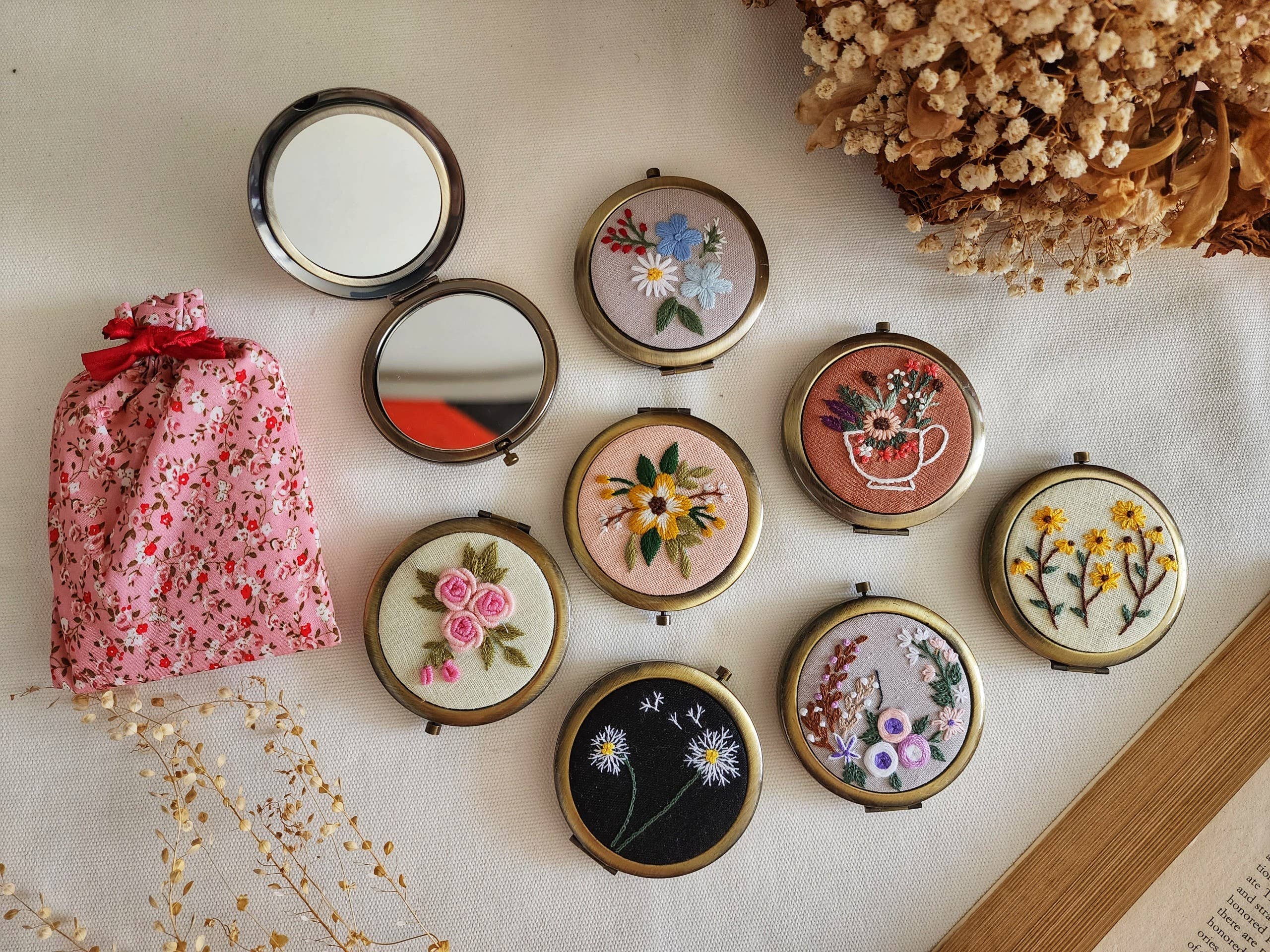 Quince Fables - Floral Embroidered Compact Mirror, Collection Sophia