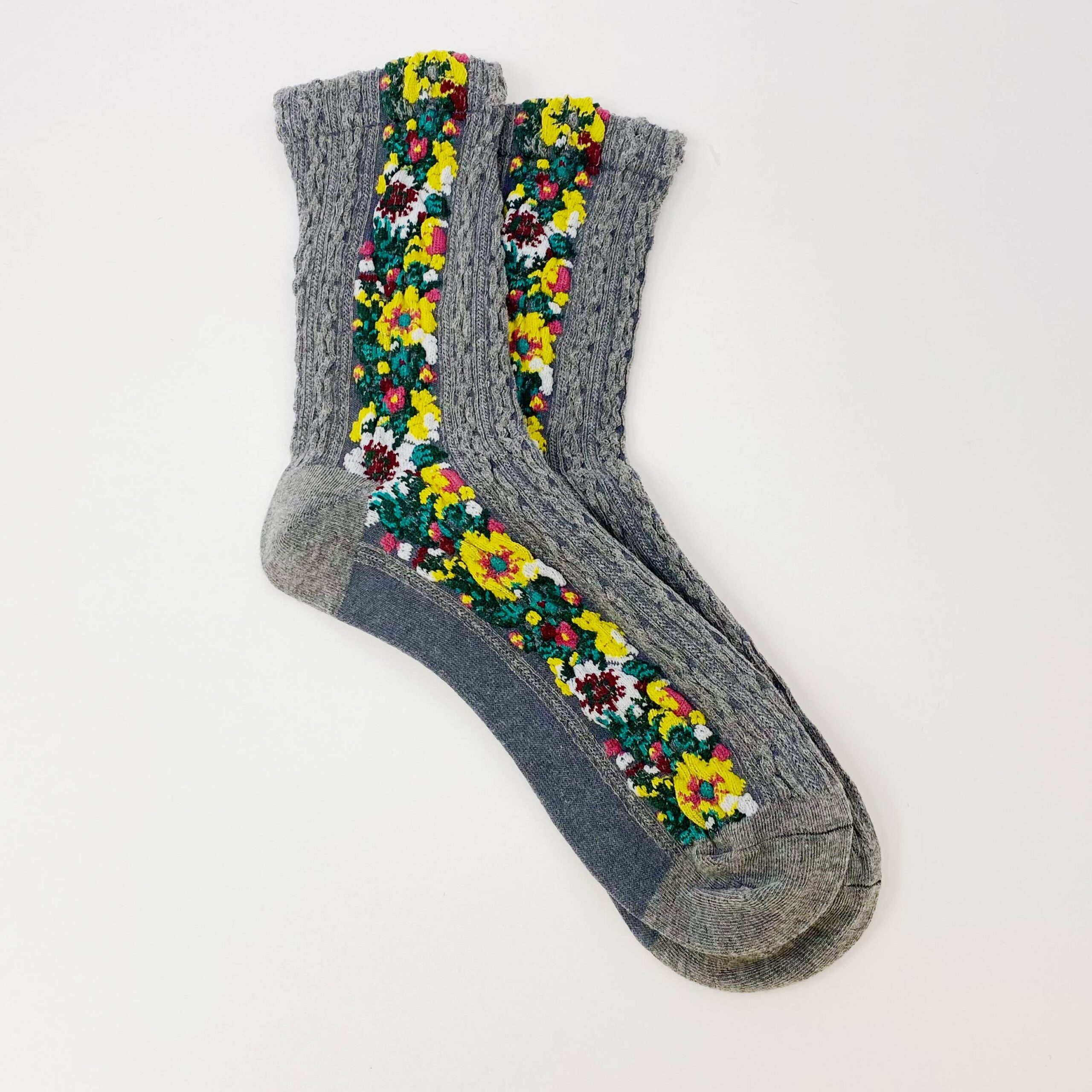 Noble Floral Beauty Socks: Noble Gray