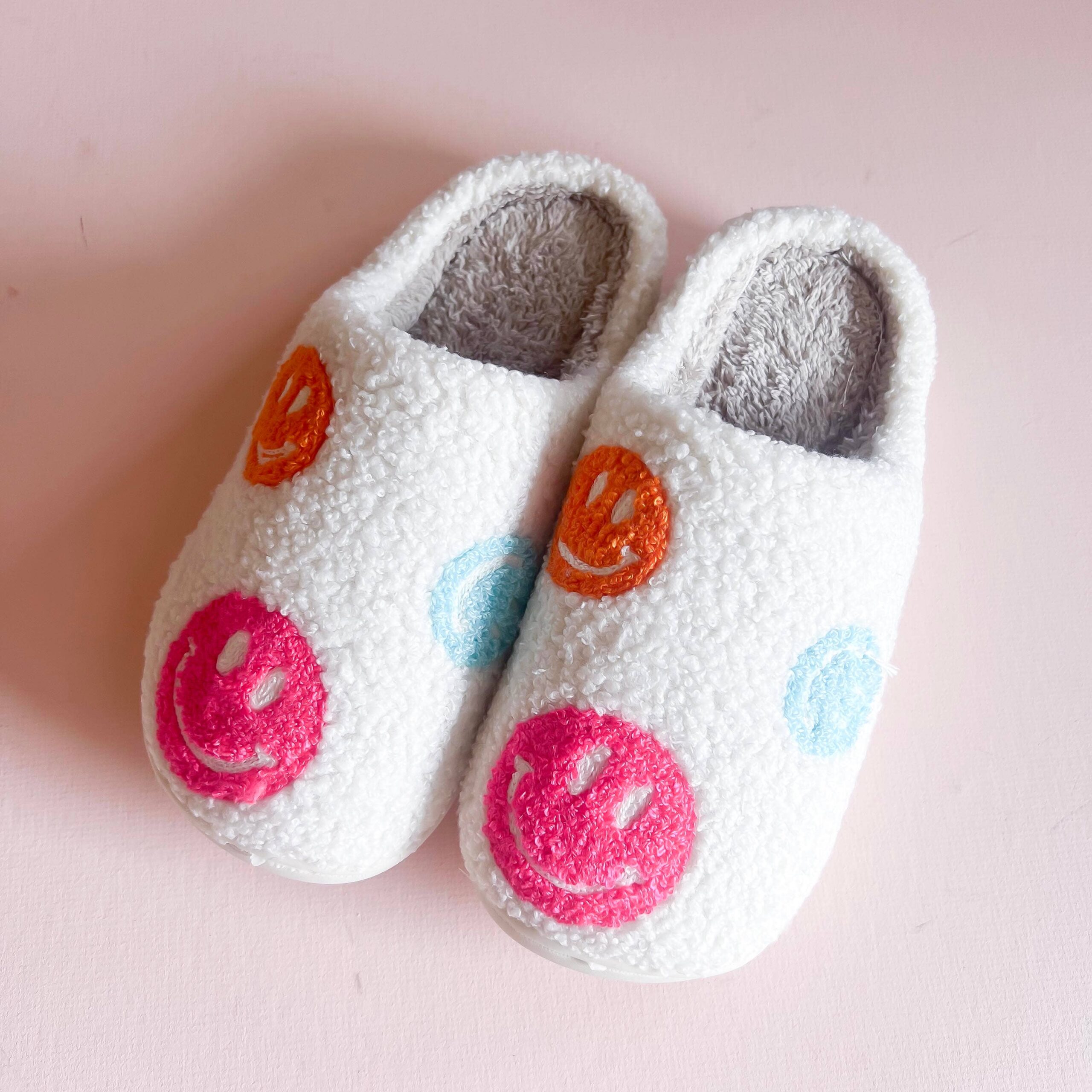 Happy Face Slippers | Retro Style: Small 5-6