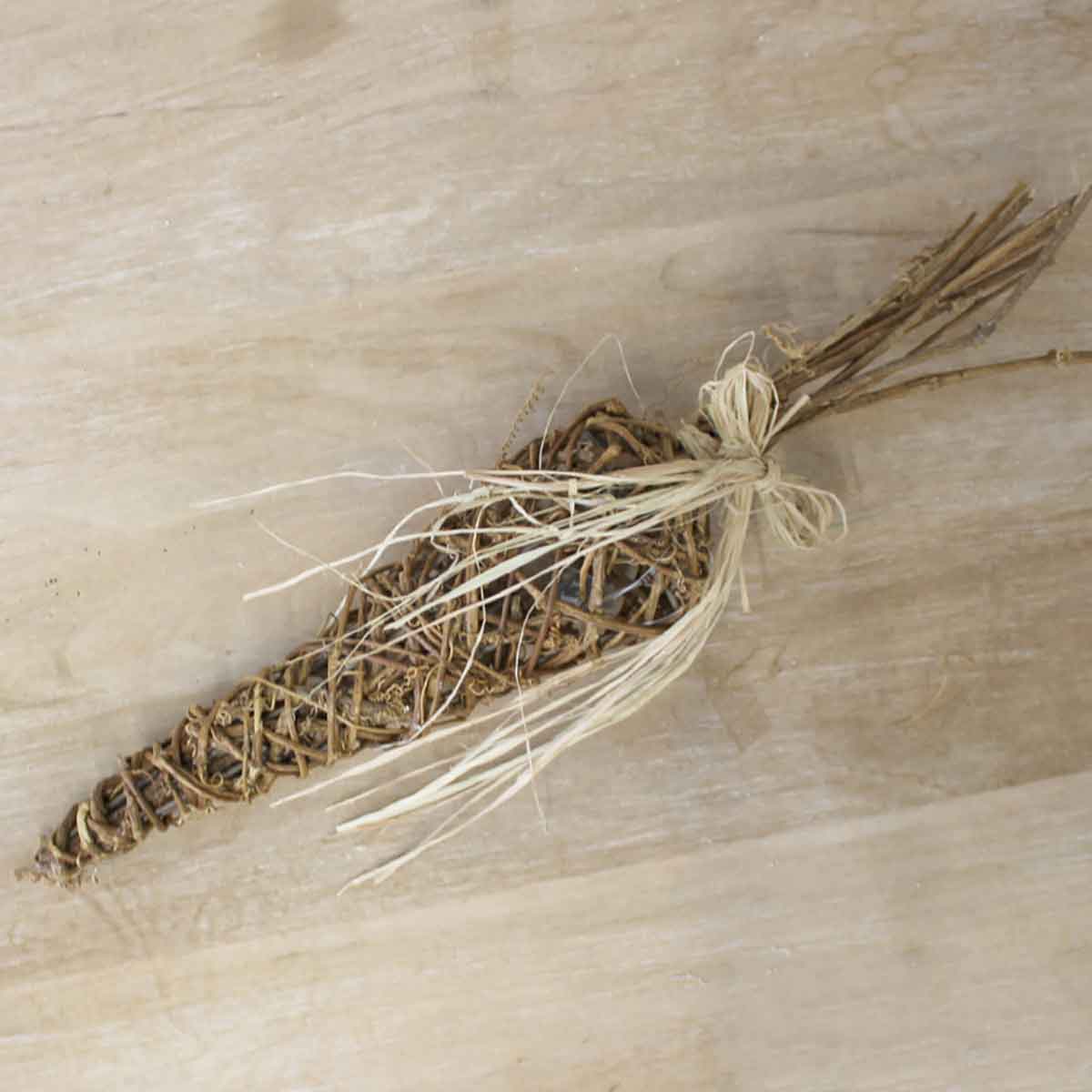 Willow Carrot Natural 3x16