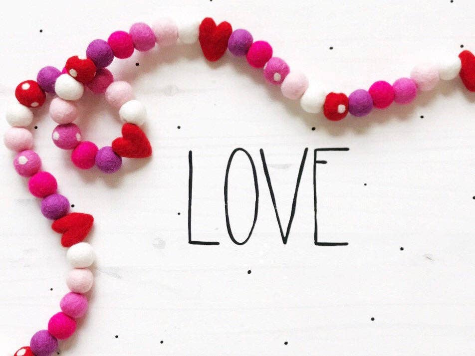 Valentine Pop Felt Ball Garland