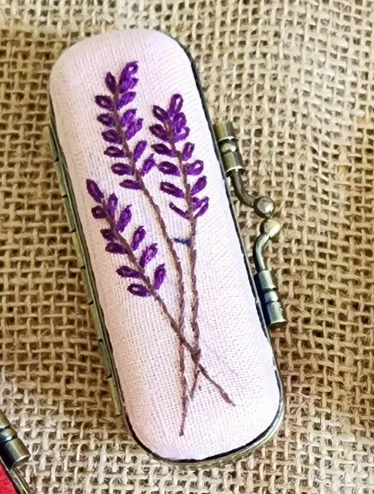 Vintage Embroidered Lipstick Case: Pink