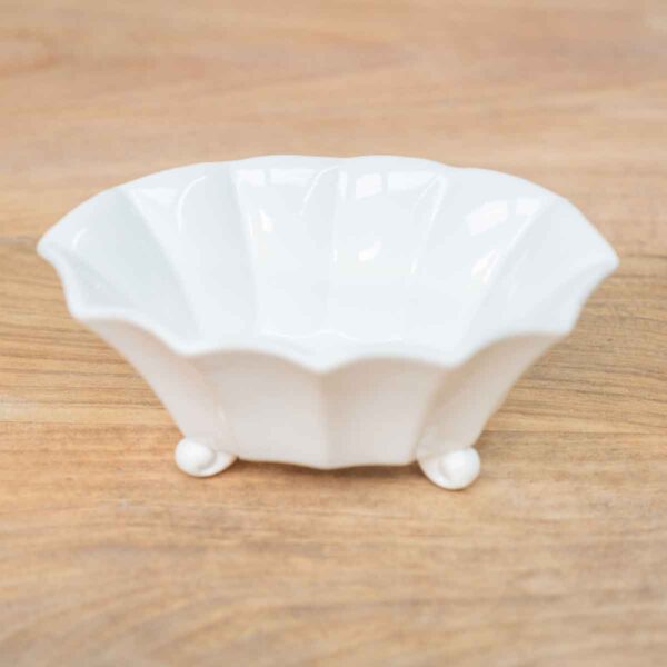 Scalloped Candy Dish Antique White 6x2.5x3.5