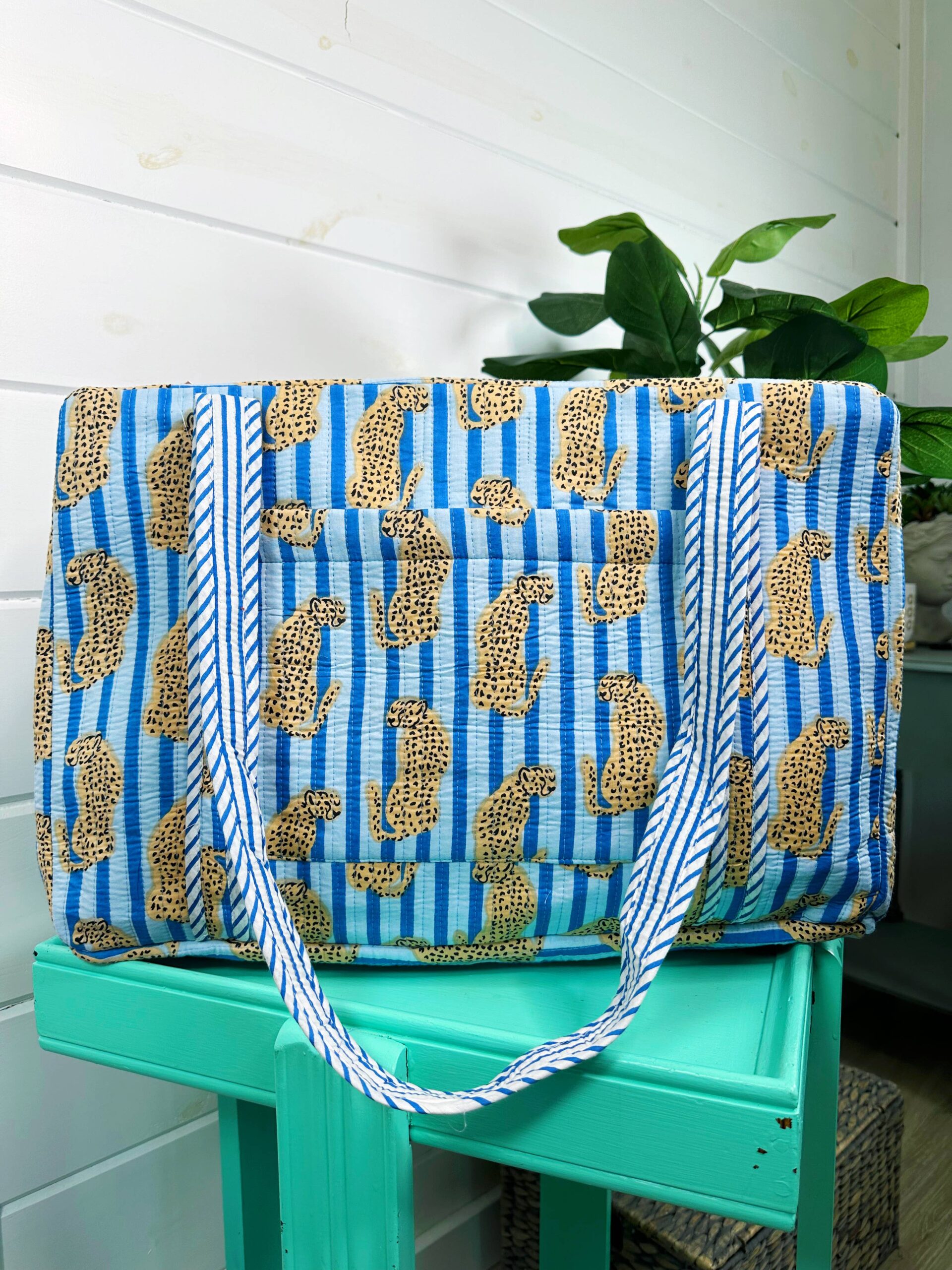 Quilted Weekender Bag | Jaguar Print