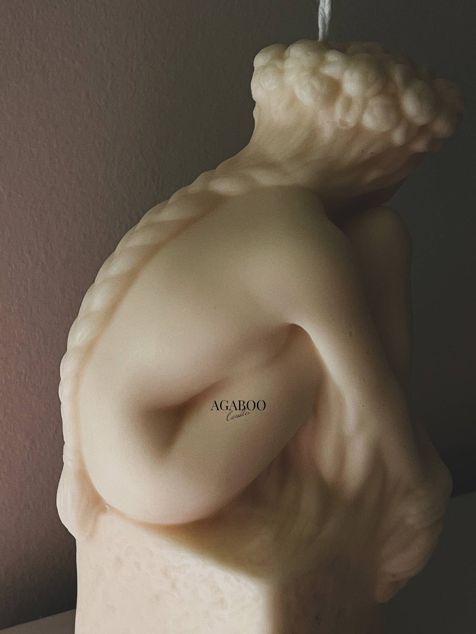 Large Sitting Lady Statue Candle 7.5x4in - Sculptural: Peach, Magnolia and Peony