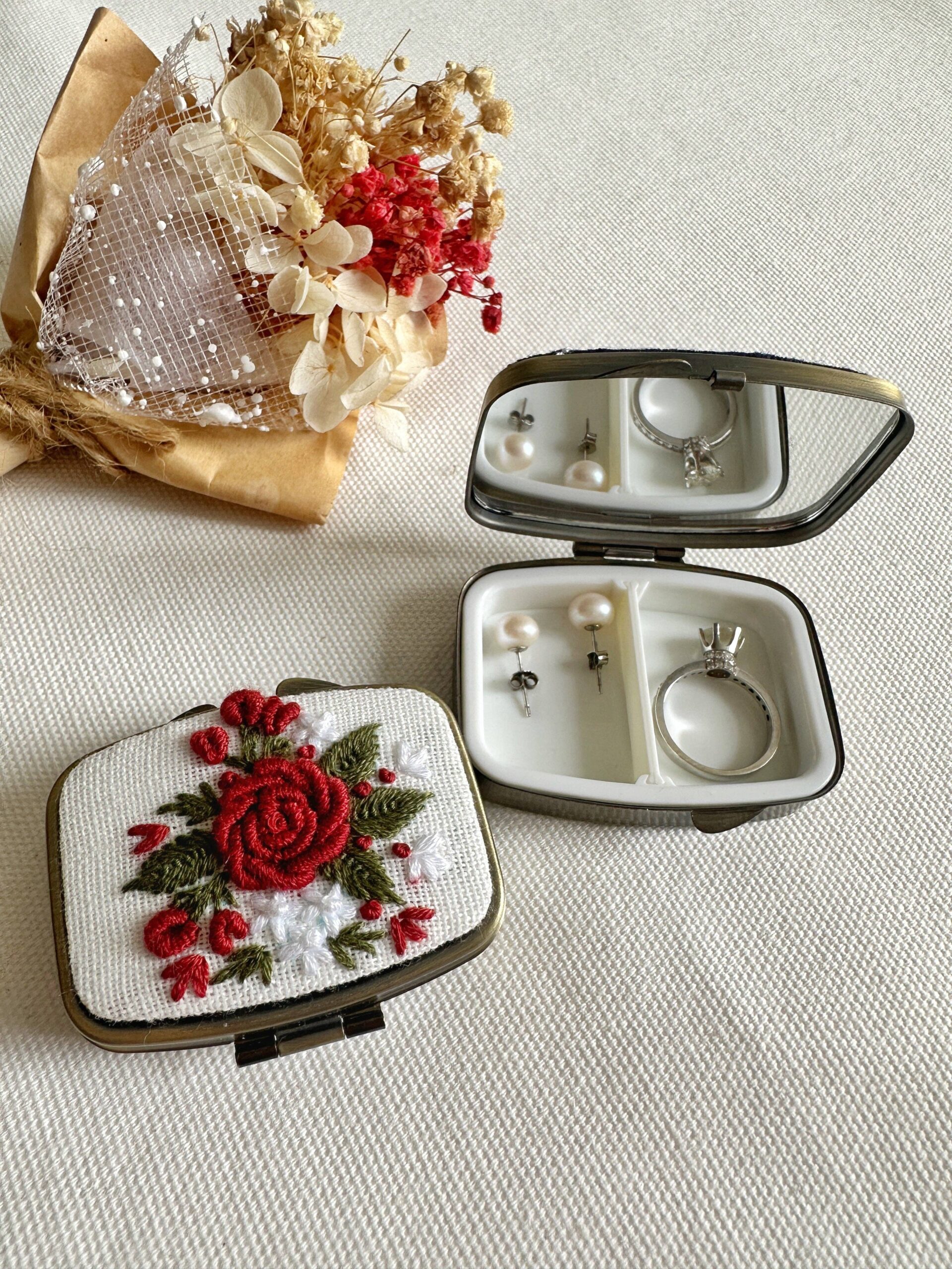 Floral Embroidered Rectangle Mini Jewelry Box With Mirror: 3. Red Rose