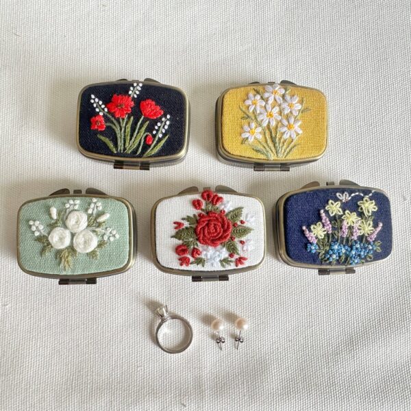 Floral Embroidered Rectangle Mini Jewelry Box With Mirror: 4. Red Poppy - Image 4