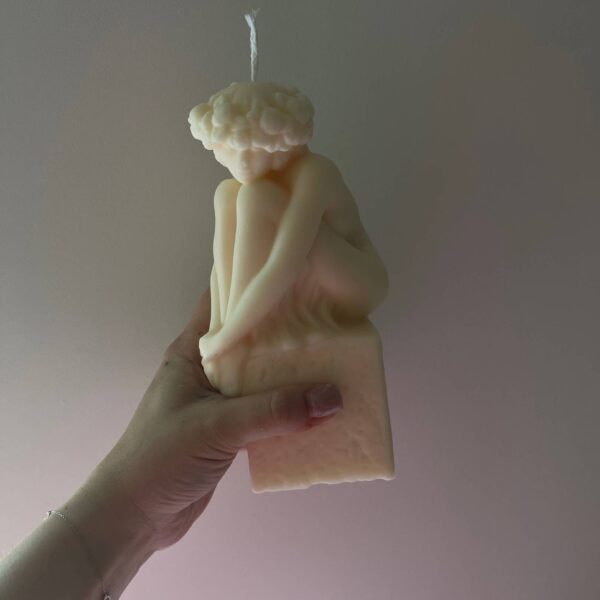 Large Sitting Lady Statue Candle 7.5x4in - Sculptural: Peach, Magnolia and Peony - Image 7