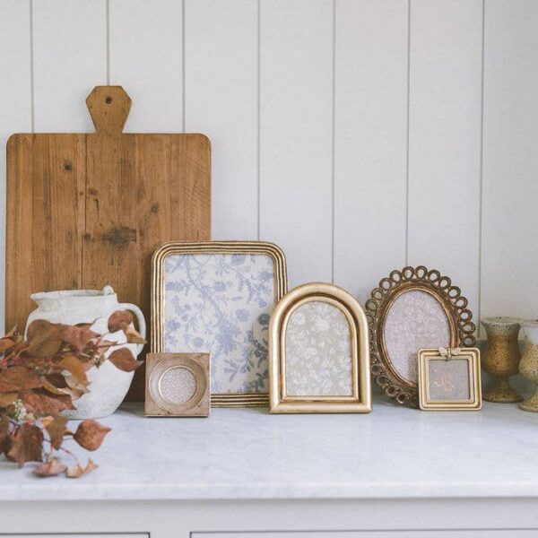 Small Square Circle Photo Frame - Image 3