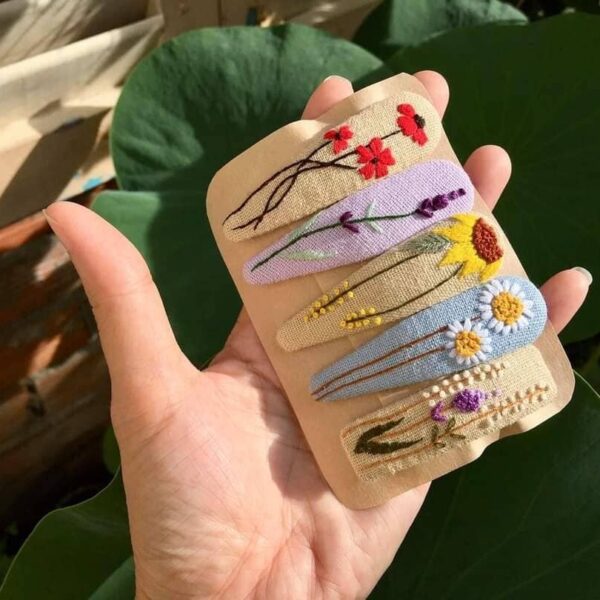 Floral Embroidered Hair Barrette, Collection Samantha: 3. Sunflower