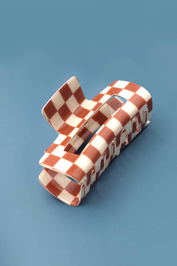 JUMBO RESIN CHECKER HAIR CLAW CLIPS 4inch Brown