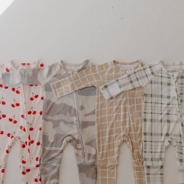 Bamboo Zip Pajamas | Grid: 3-6 Months - Image 3
