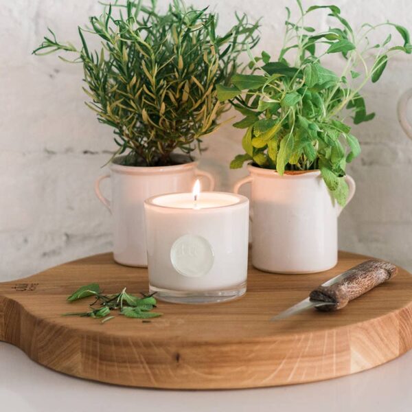 etúHOME - Aix en Provence, Rosemary and Sage Candle - Image 3