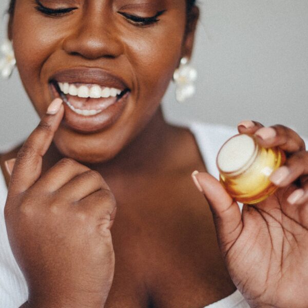 Lip Scrub, Wild Honey - Image 8