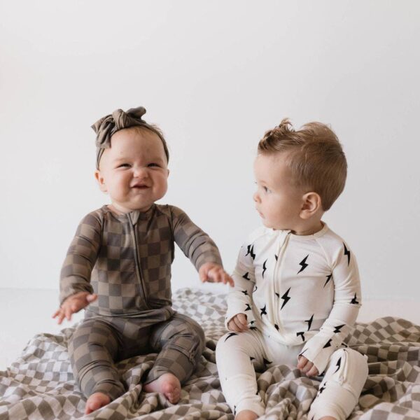 Bamboo Zip Pajamas | White & Black Lightning Bolt: 12-18 Months - Image 2