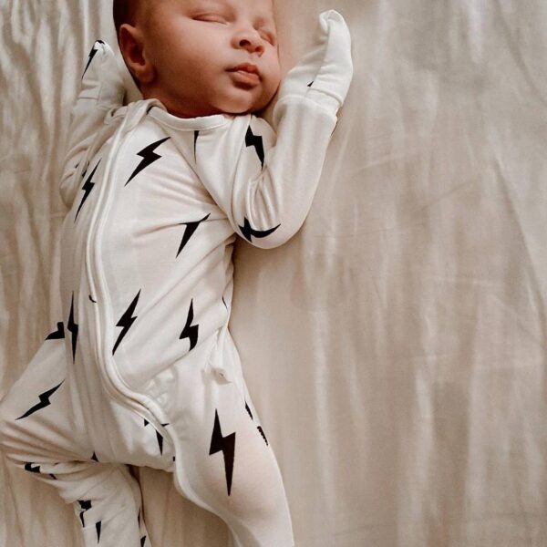 Bamboo Zip Pajamas | White & Black Lightning Bolt: 12-18 Months - Image 5