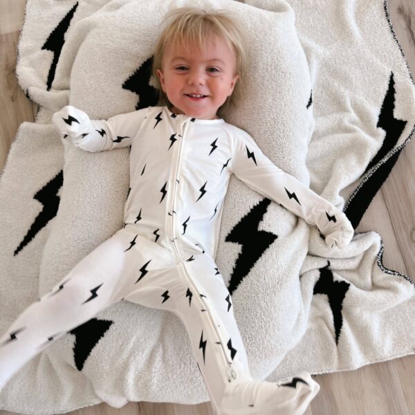 Bamboo Zip Pajamas | White & Black Lightning Bolt: 12-18 Months - Image 8