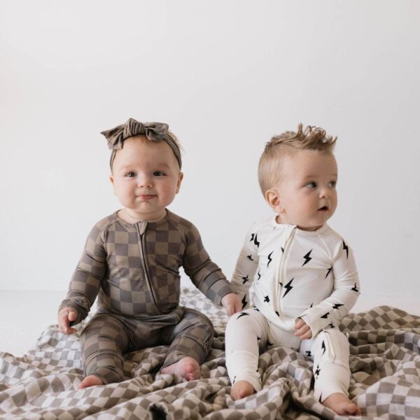 Bamboo Zip Pajamas | White & Black Lightning Bolt: 12-18 Months - Image 10
