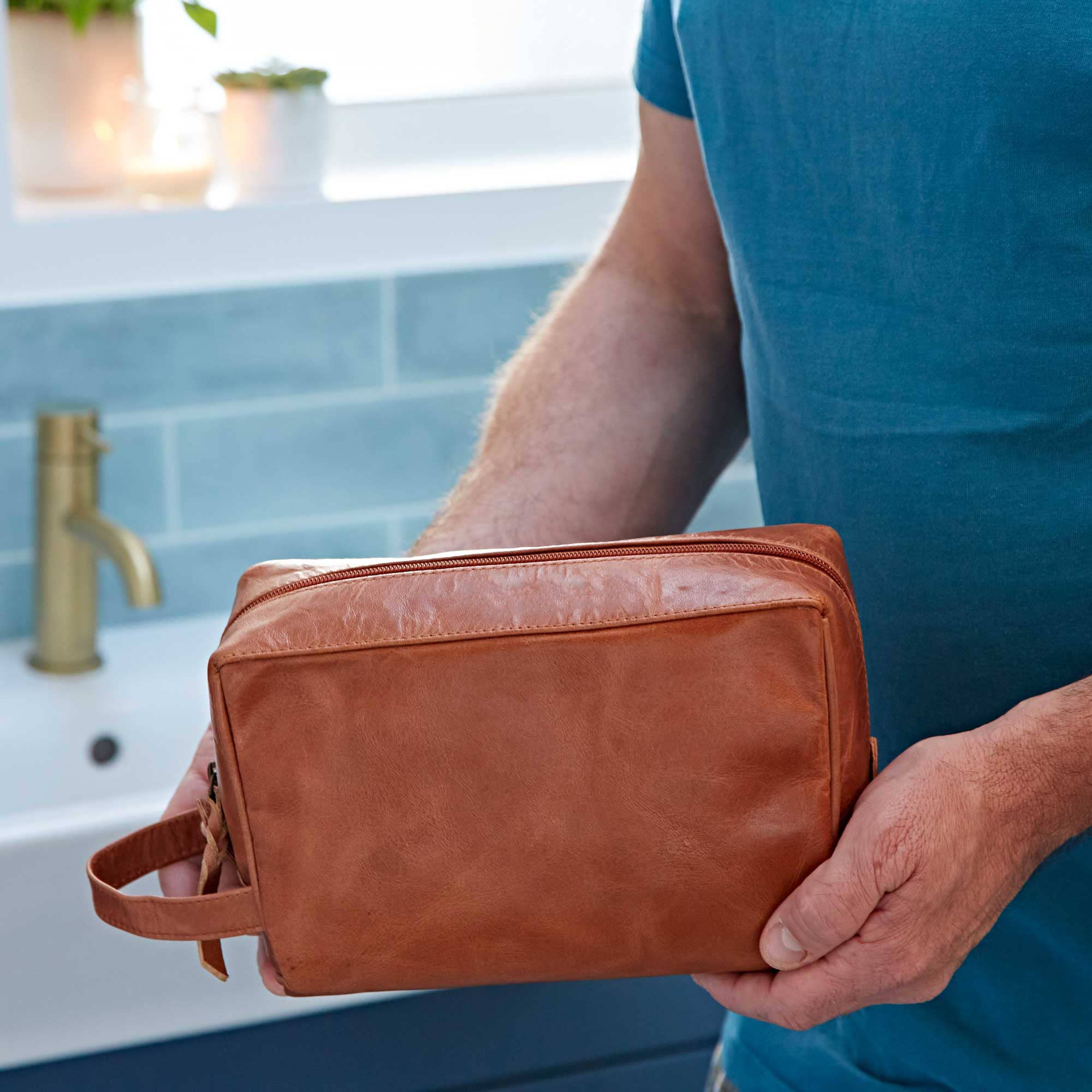 Brown And Black Leather Wash Bag - Handmade: Brown