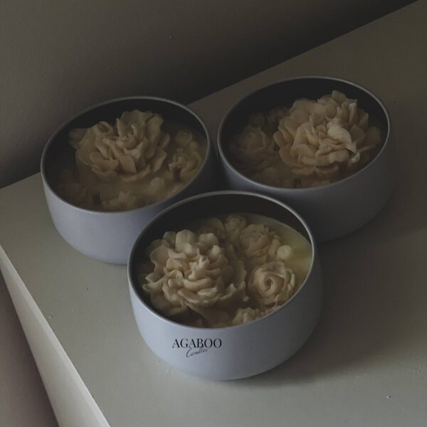 Floral Tin Candle 5oz Bamboo & Coconut, Gloss White - Image 4