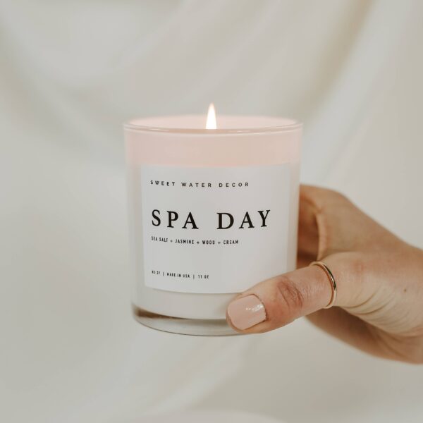 Spa Day 11 oz Soy Candle  - Image 3