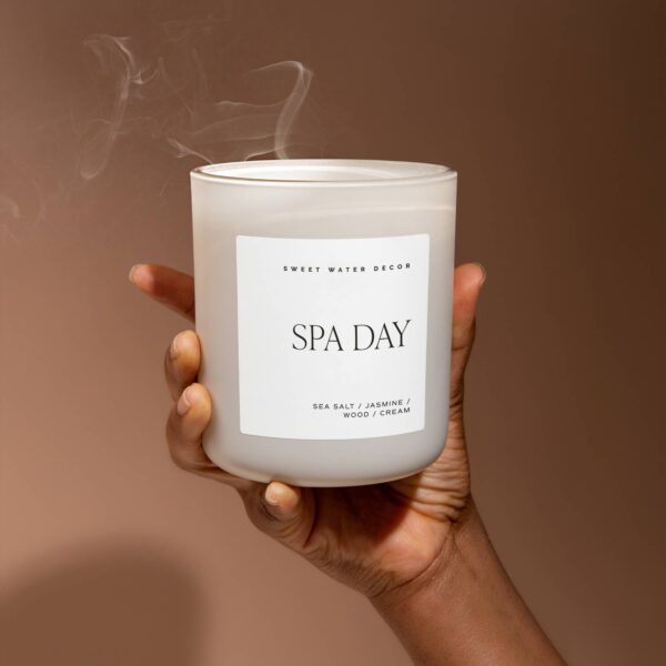 Spa Day 15 oz Soy Candle, Matte Jar - Image 3