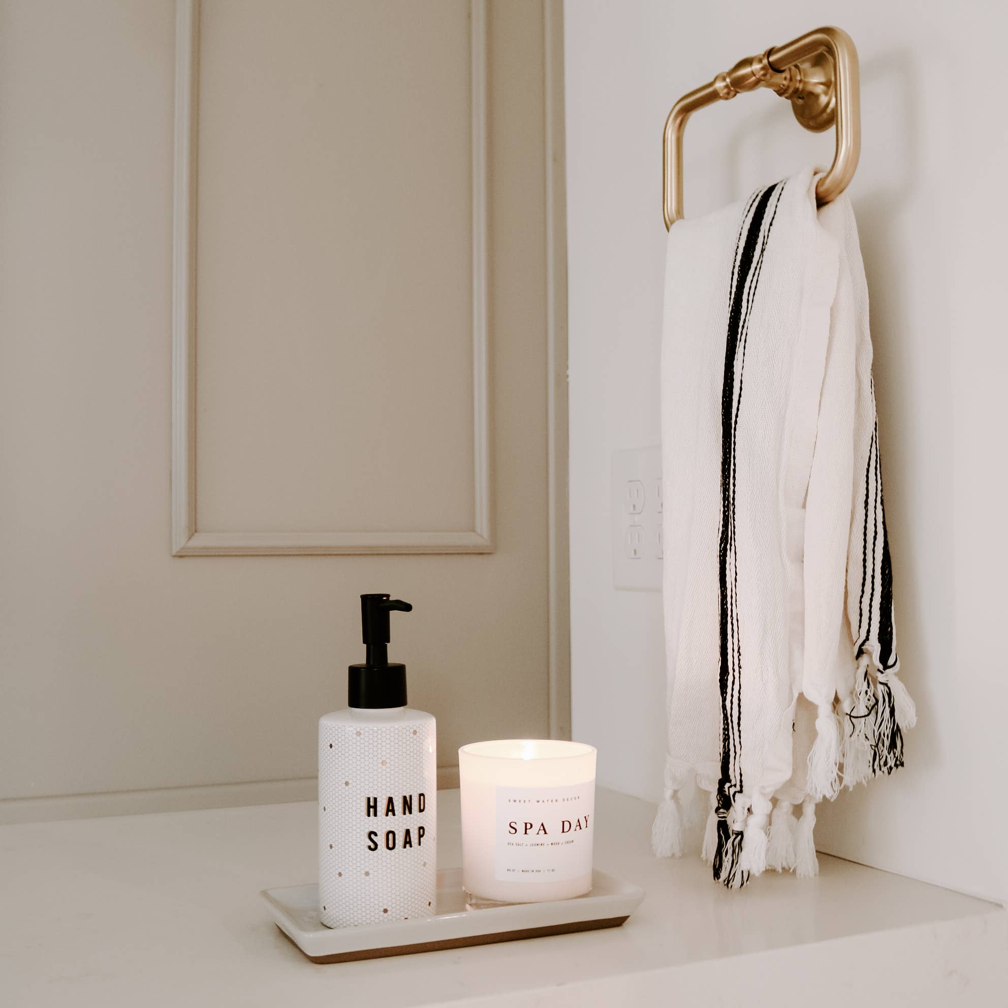 8.5oz Honeycomb Tile Hand Soap Dispenser - Image 12