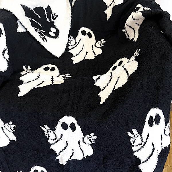 Peaceful Ghost Luxury Blanket