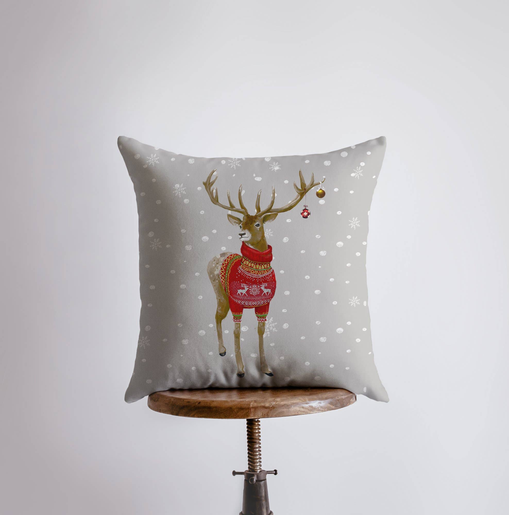 Reindeer Throw Pillows Cover & Insert, 12x12 Inches