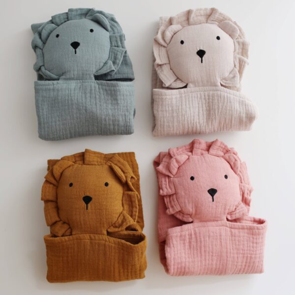 Natural Sand Organic Cotton Lion Lovey Blanket - Image 3