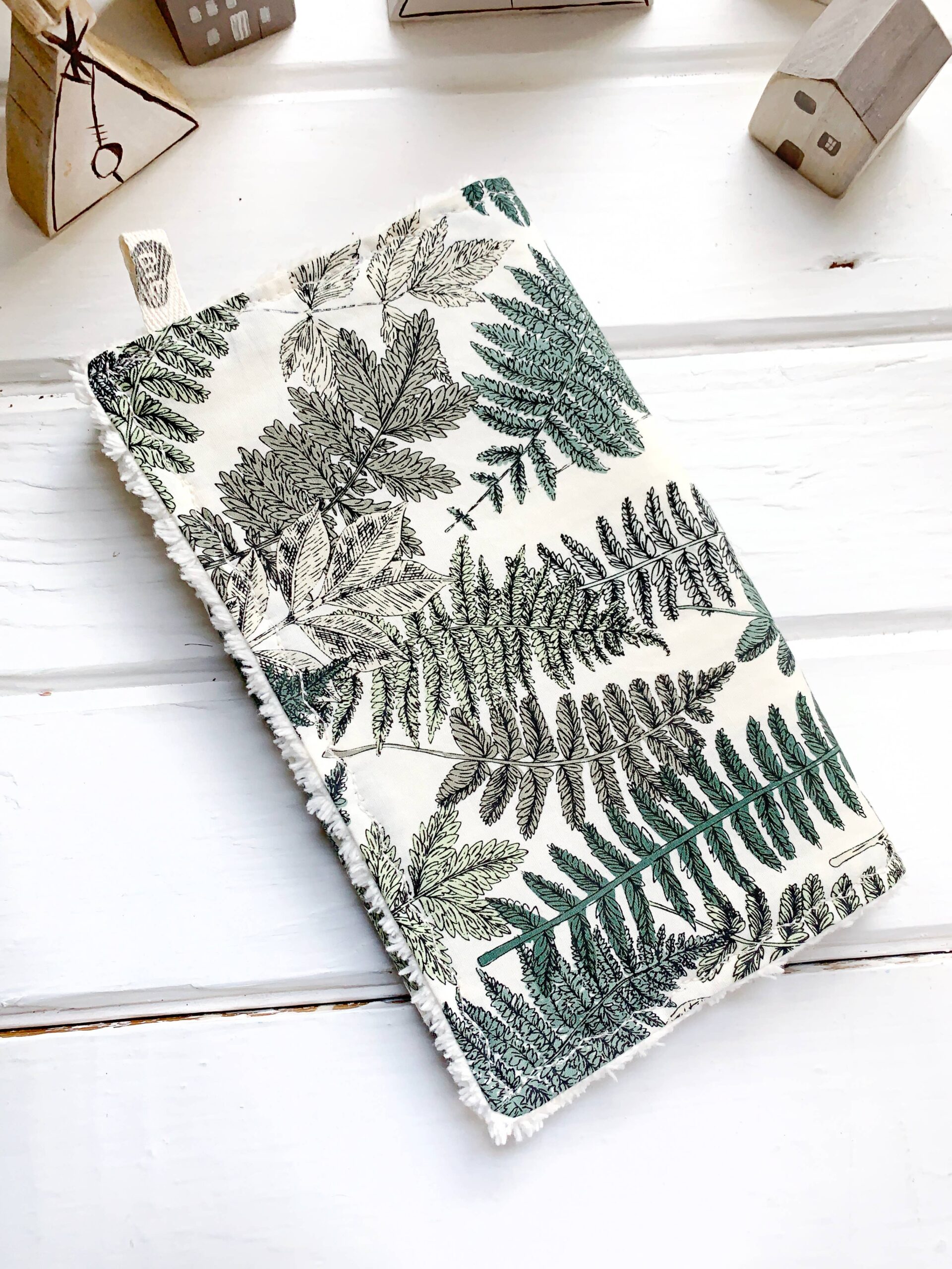 The Bird & Elephant - Fern Burp Cloth, Printed Cotton