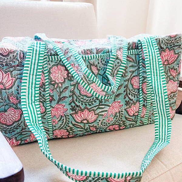 Lennon Blue Floral Duffle Bag - Image 3