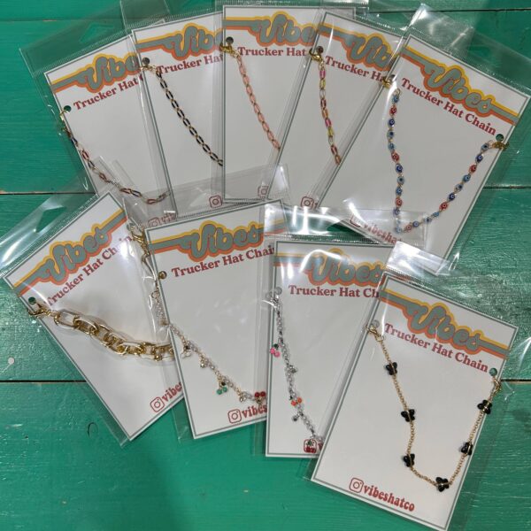 Chunky White Enamel Dipped Trucker Chain - Image 2