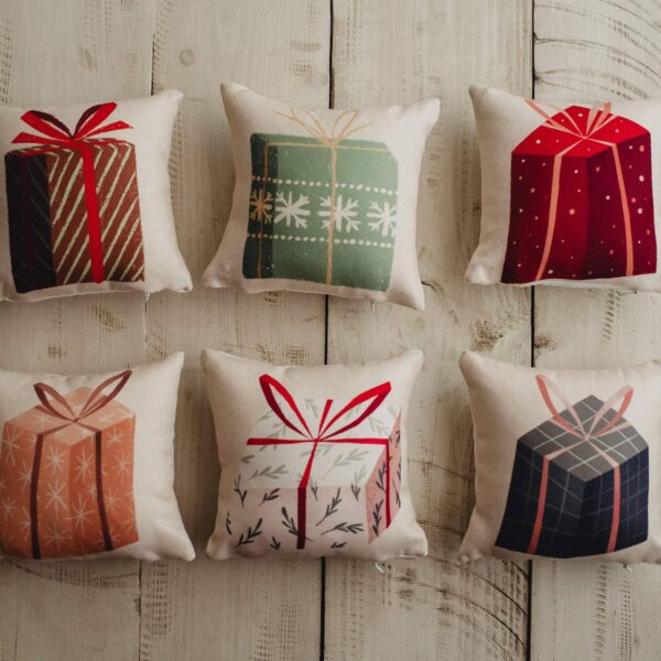 Nordic Pine Christmas Tree Cover & Insert, 12x12 Inches - Image 10