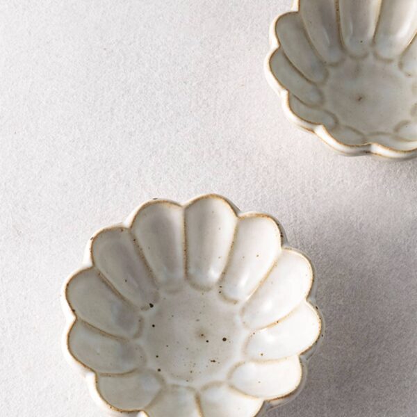 Flower Petal Pinch Bowl: Large - Image 5