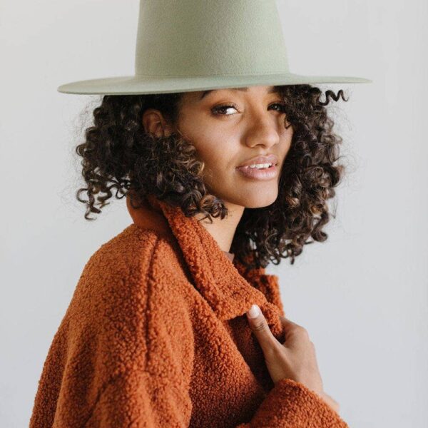 Gigi Pip - Dakota Triangle Crown - Image 48