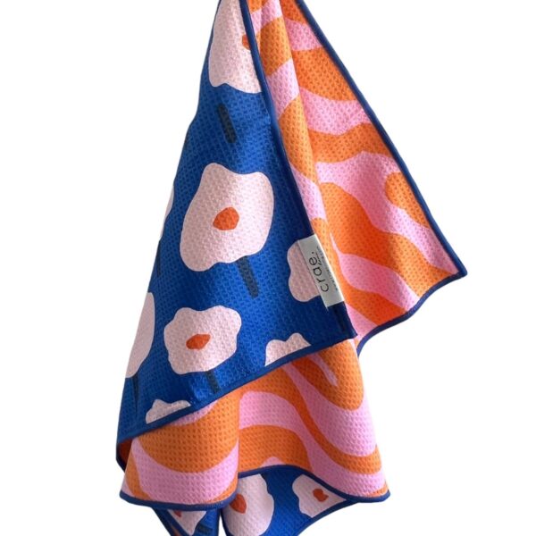 Fidget: Reversible Hand Towel: Blue/Pink/Orange
