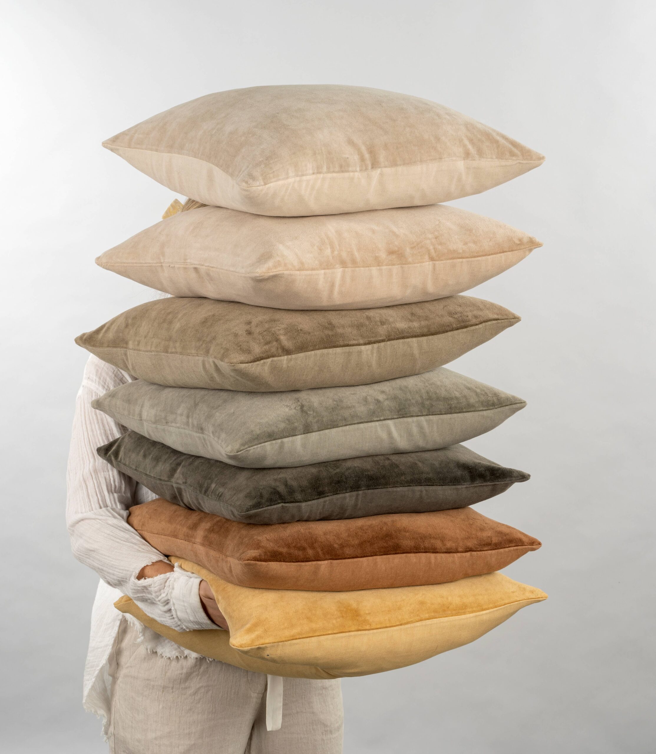 16x24 Vera Velvet Pillow Celery