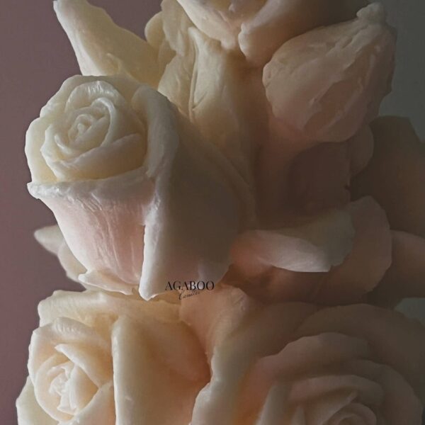 Romantic Rose Bouquet Candle 7.5x3.5in - Flowers: Peach, Bamboo & Coconut - Image 9