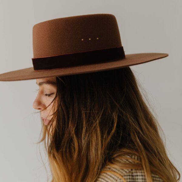 Gigi Pip - Linden Boater - Image 2