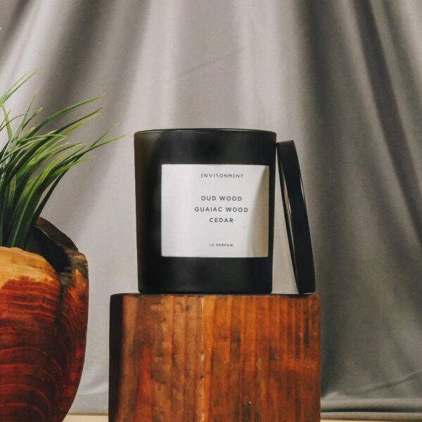 ENVIRONMENT - 8oz Inspired by Tom Ford® Candle with Lid and Box Oud Wood - Image 2