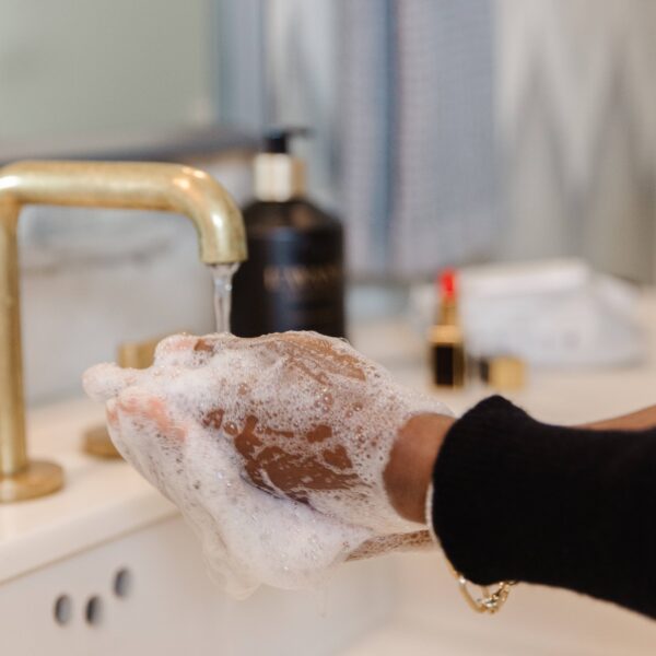 L'AVANT Collective - Fresh Linen Hand Soap - Image 4