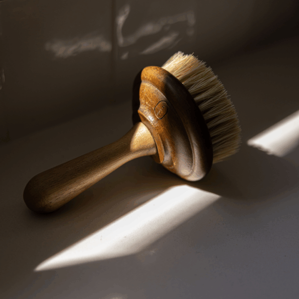 Dish Soap Scrub Brush - Image 6