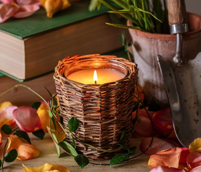 Screen Porch Candle