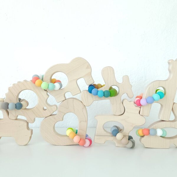 Bannor Toys - Giraffe Grasping Wooden Baby Toy with Teething Beads - Image 4