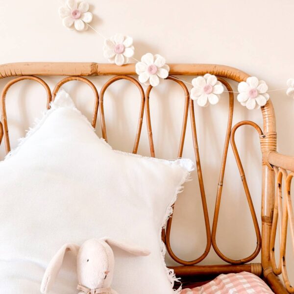 Felted Wool Flower Garland – Soft White & Pink 🌸 - Image 2